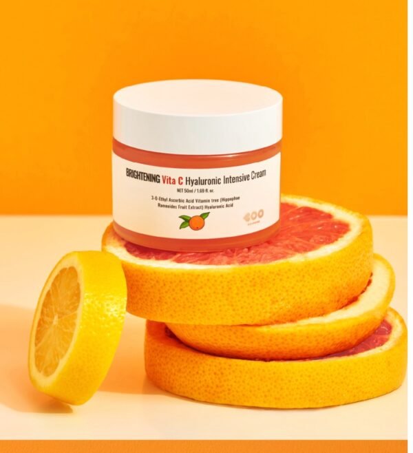 Dearboo Vita C Hyaluronic Brightening Face  Cream - Image 2
